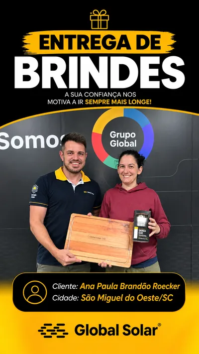 Entrega de brinde a clientes da Global Solar em São Miguel do Oeste