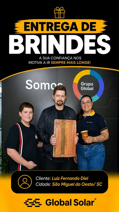Entrega de brinde a clientes da Global Solar em São Miguel do Oeste