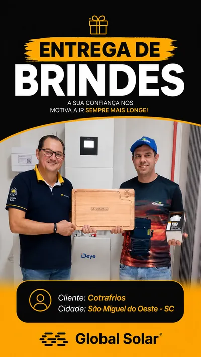 Entrega de brinde a clientes da Global Solar em São Miguel do Oeste